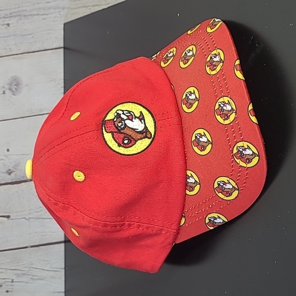 Buc-ees Beaver All Over Logo Print Embroidered UPF 50+ Youth Red Yellow Hat Cap - Picture 2 of 16